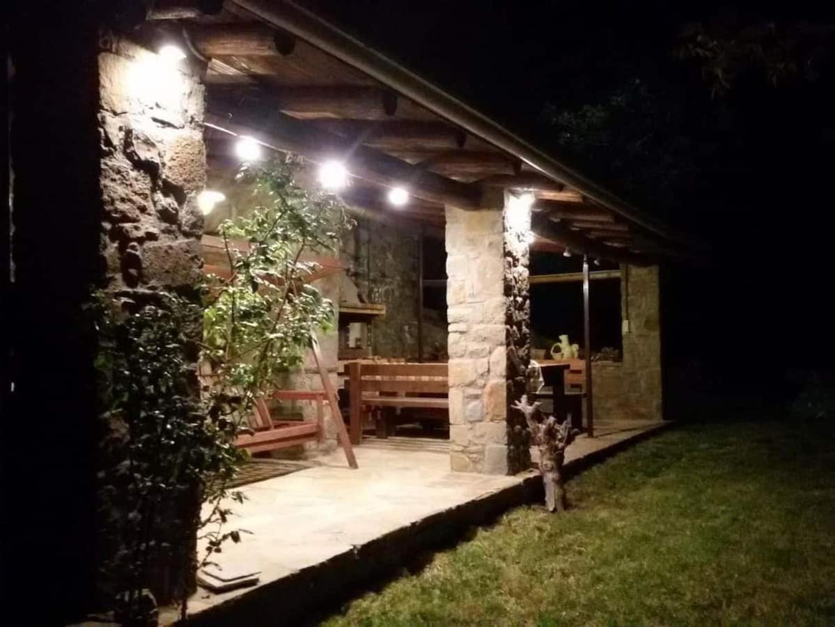 Παραδοσιακή Πέτρινη Κατοικία Στην Βλάχα Ελάτης ภายนอก รูปภาพ